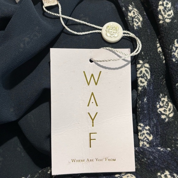 WAYF Sz XS Mini Dress Tunic Elegant Patterned Lined High Neck Cut Out V NEW - Picture 9 of 9